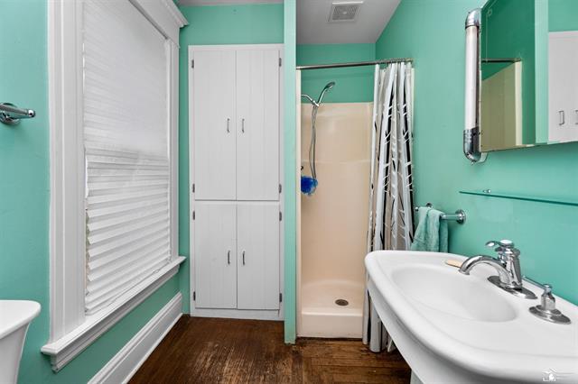 Builiding view thirteen for 224 Cherry, Blissfield, MI. 49228