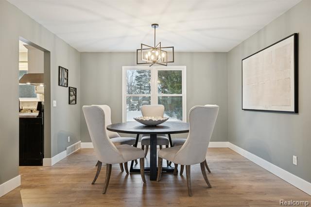 Builiding view ten for 1040 Drakeshire, Walled Lake, MI. 48390