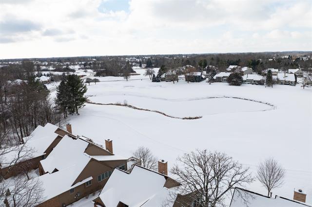 Builiding view forty eight for 2222 Stonebridge, Ann Arbor, MI. 48108