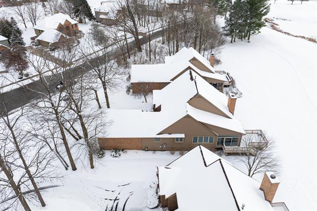 Builiding view forty seven for 2222 Stonebridge, Ann Arbor, MI. 48108