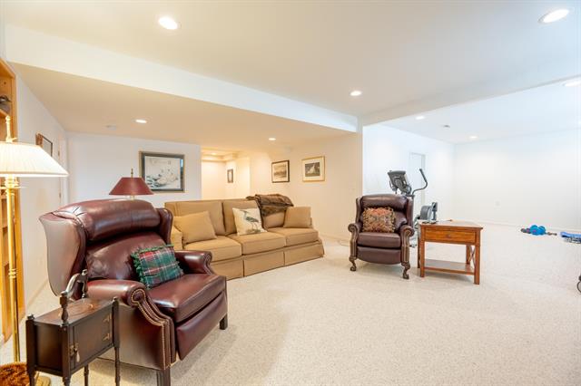 Builiding view thirty six for 2222 Stonebridge, Ann Arbor, MI. 48108