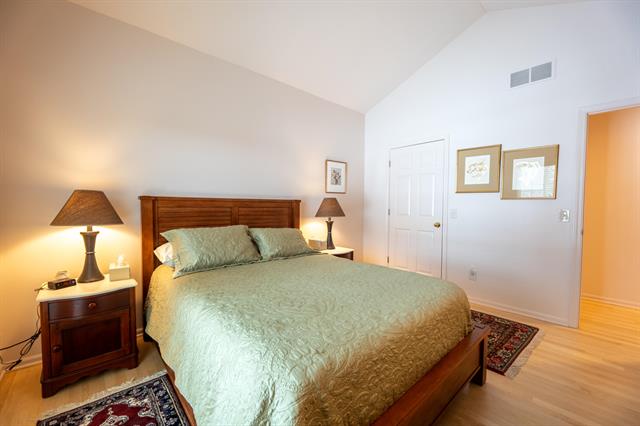 Builiding view thirty for 2222 Stonebridge, Ann Arbor, MI. 48108