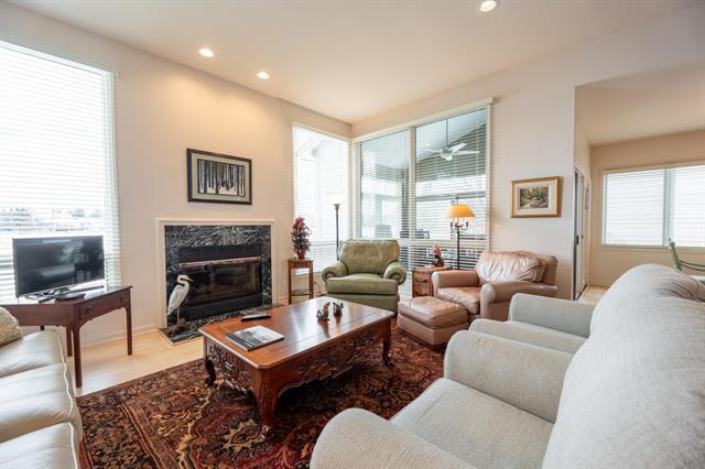 Builiding view twenty two for 2222 Stonebridge, Ann Arbor, MI. 48108