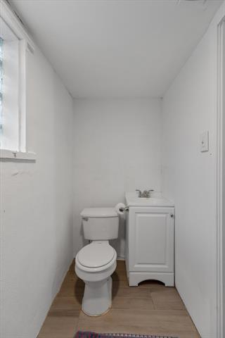 Builiding view fifteen for 5999 Fischer, Detroit, MI. 48213