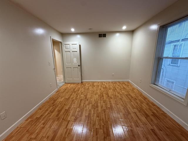 Builiding view eighteen for 26 Banner, Grand Rapids, MI. 49507