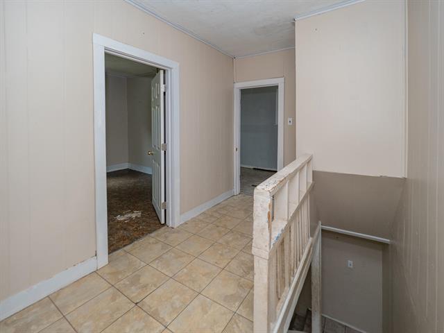 Builiding view nineteen for 935 Osborne, Kalamazoo, MI. 49001