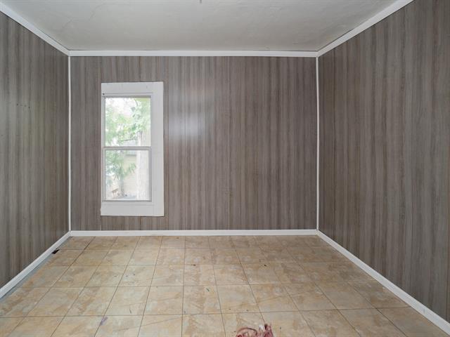 Builiding view twenty two for 935 Osborne, Kalamazoo, MI. 49001