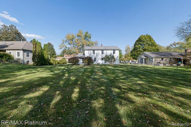 Builiding view forty three for 1283 Woodnoll, Flint, MI. 48507