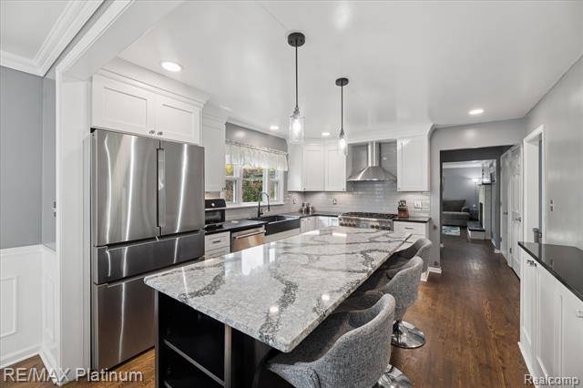 Builiding view seventeen for 1283 Woodnoll, Flint, MI. 48507