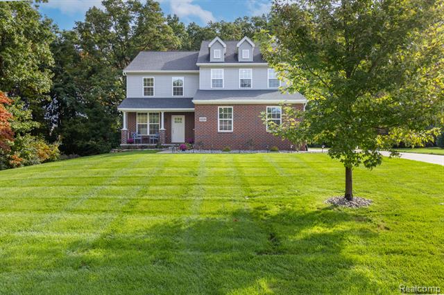 front view for 10238 Shenandoah Ridge Drive, Brighton, Mi. 48114