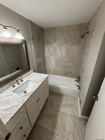 Builiding view five for 19767 Hayes, Northville, MI. 48167