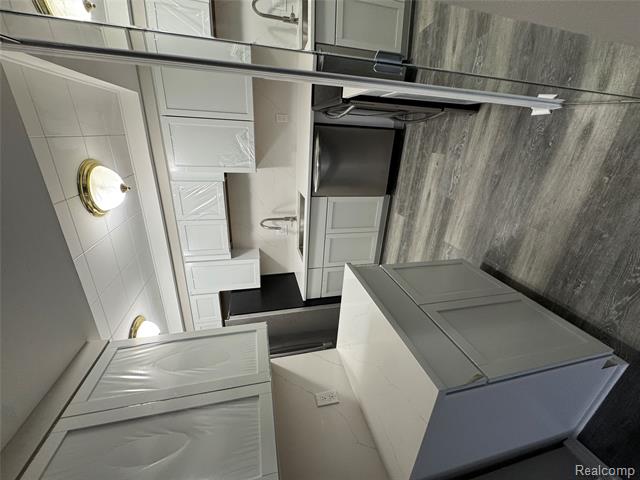 Builiding view four for 19767 Hayes, Northville, MI. 48167