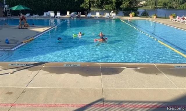 Builiding view fourteen for 19767 Hayes, Northville, MI. 48167