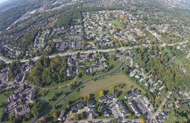 Builiding view nine for 19767 Hayes, Northville, MI. 48167