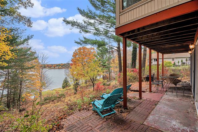 Builiding view one for 5801 Maple, Twin Lake, MI. 49457