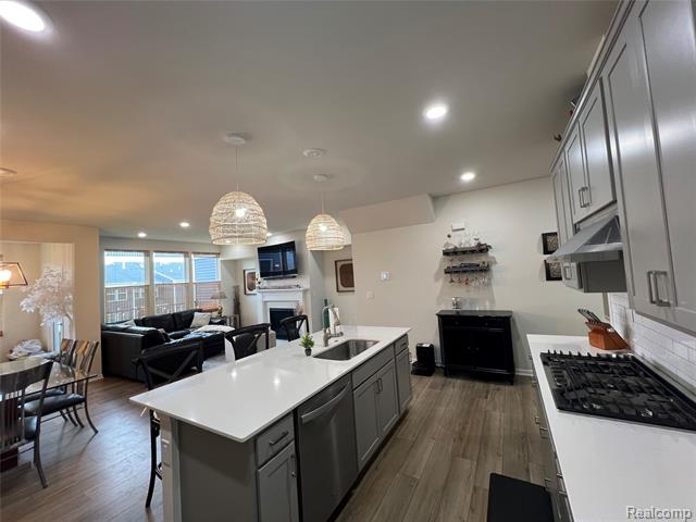 Builiding view five for 1436 Arcadia, Milford, MI. 48381