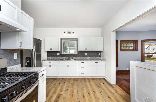 Builiding view five for 1000 Florence, Bay City, MI. 48706