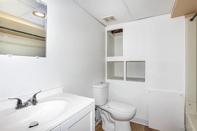 Builiding view six for 1000 Florence, Bay City, MI. 48706