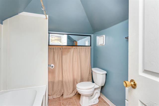 Builiding view twelve for 1000 Florence, Bay City, MI. 48706