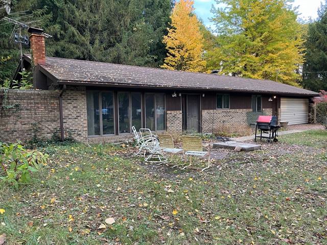 front view for 23424 38Th Avenue, Mattawan, Mi. 49071