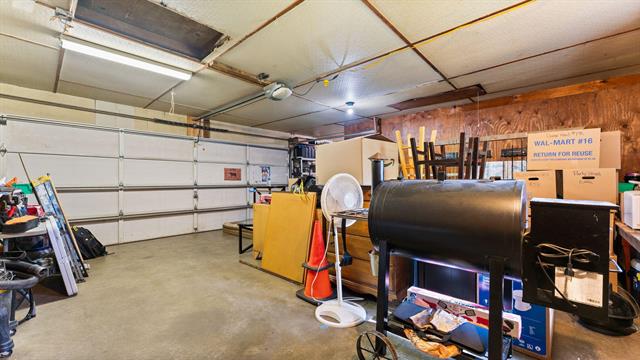 Builiding view thirty two for 116 Currier, Clinton, MI. 49236