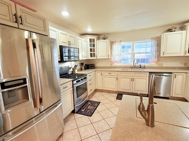 Builiding view eight for 622 13Th, Niles, MI. 49120