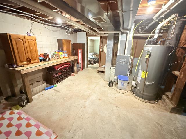 Builiding view twenty eight for 622 13Th, Niles, MI. 49120