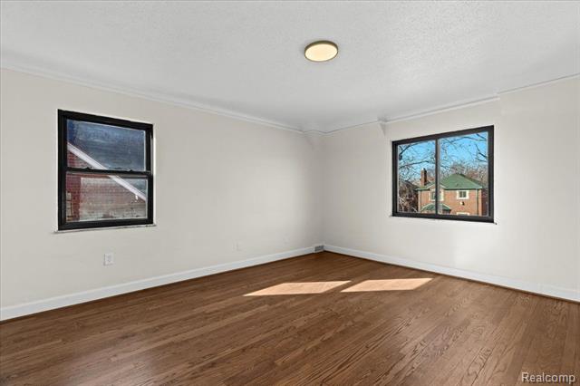 Builiding view ten for 17360 Greenlawn, Detroit, MI. 48221