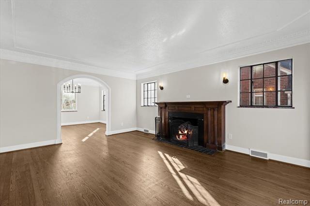 Builiding view two for 17360 Greenlawn, Detroit, MI. 48221