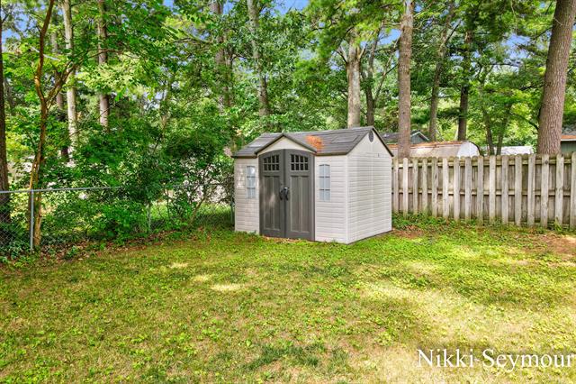 Builiding view thirty nine for 7717 Carefree, Whitehall, MI. 49461