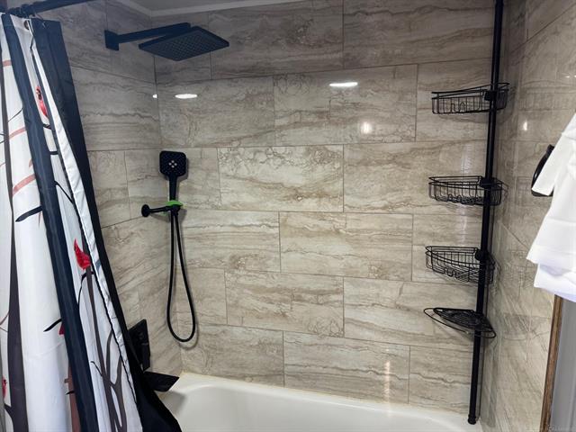 Builiding view thirty five for 3657 Houghton Lake, Houghton Lake, MI. 48629