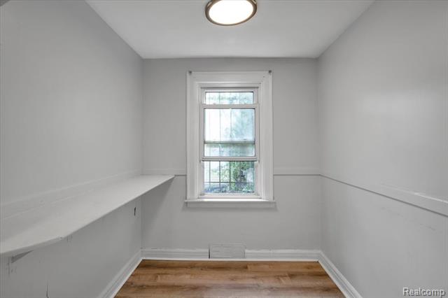 Builiding view fourteen for 9635 Appoline, Detroit, MI. 48227