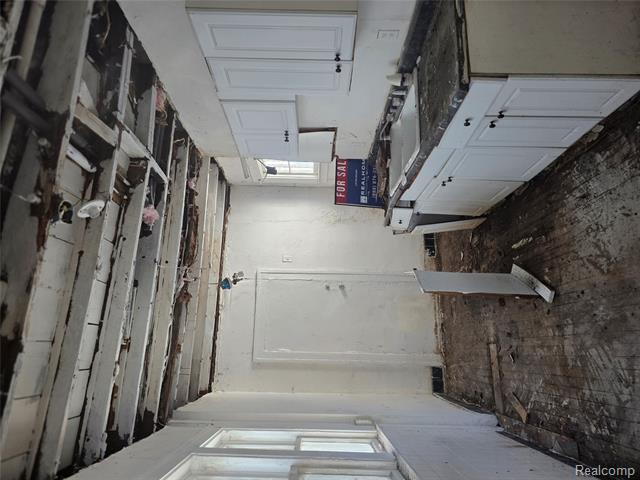 Builiding view eight for 2291 Tuxedo, Detroit, MI. 48206