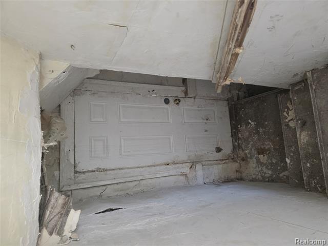 Builiding view nine for 2291 Tuxedo, Detroit, MI. 48206