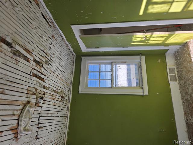 Builiding view thirteen for 2291 Tuxedo, Detroit, MI. 48206