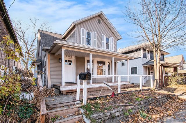 Builiding view one for 1559 Coit, Grand Rapids, MI. 49505