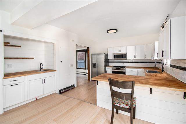 Builiding view three for 1559 Coit, Grand Rapids, MI. 49505