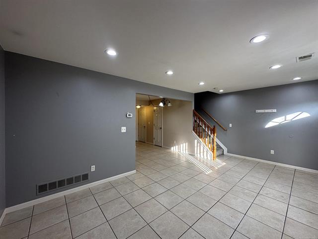 Builiding view thirteen for 29728 Amy, New Baltimore, MI. 48051