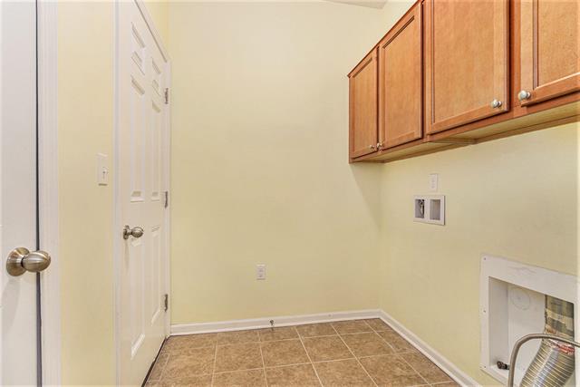 Builiding view eight for 631 Pebblestone, Chelsea, MI. 48118