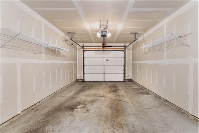 Builiding view seventeen for 631 Pebblestone, Chelsea, MI. 48118