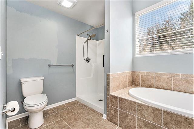 Builiding view thirteen for 631 Pebblestone, Chelsea, MI. 48118