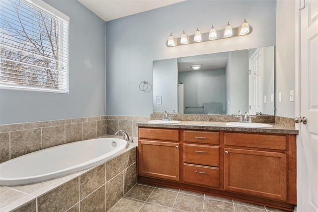 Builiding view twelve for 631 Pebblestone, Chelsea, MI. 48118