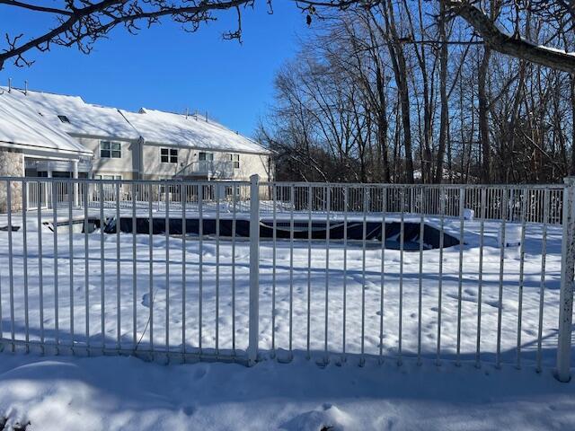 Builiding view twenty three for 631 Pebblestone, Chelsea, MI. 48118