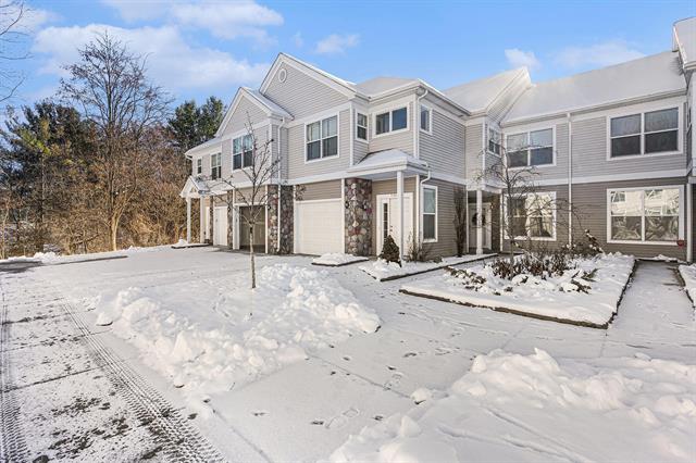 Builiding view twenty for 631 Pebblestone, Chelsea, MI. 48118