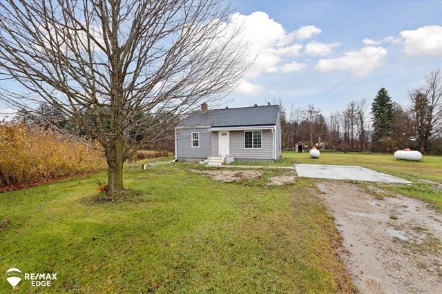 Builiding view thirty eight for 3895 Levalley, Columbiaville, MI. 48421