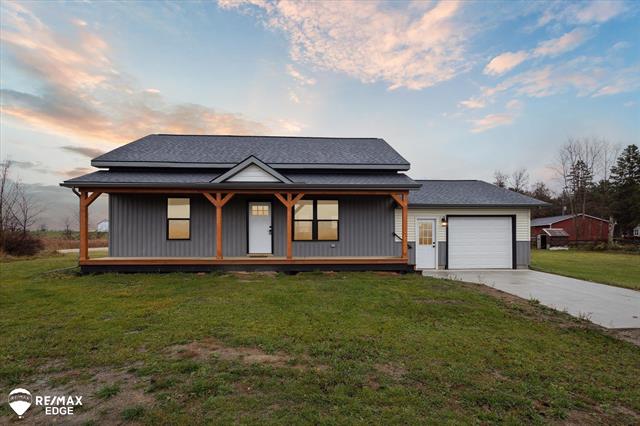 front view for 3895 Levalley Road, Columbiaville, Mi. 48421