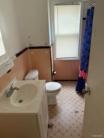 Builiding view four for 16039 Fairmount, Detroit, MI. 48205