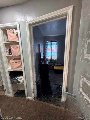 Builiding view eleven for 20026 Strasburg, Detroit, MI. 48205