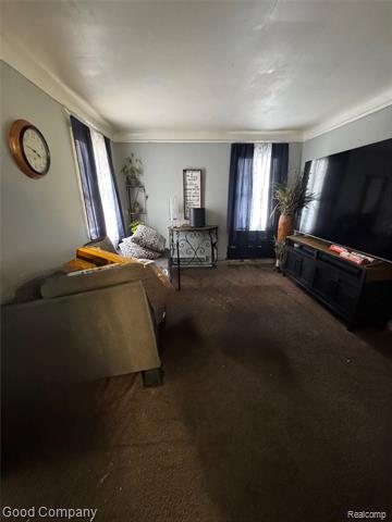 Builiding view three for 20026 Strasburg, Detroit, MI. 48205