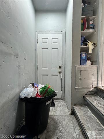 Builiding view twelve for 20026 Strasburg, Detroit, MI. 48205